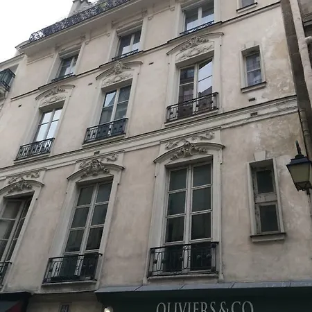 Apartment Balconies - Ile Saint-louis *